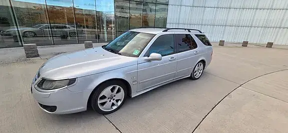 Saab 9-5 2010 photo 3