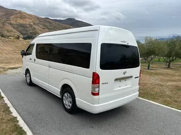 Toyota Hiace 2025 photo 4