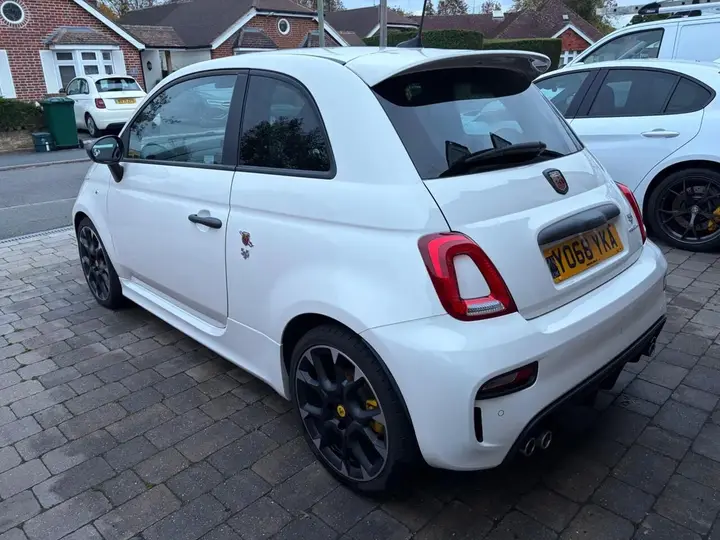 Abarth 595 2019 photo 4