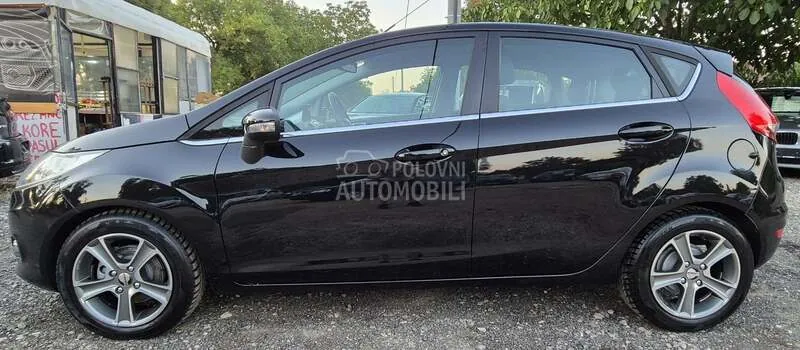 Ford Fiesta 2012 photo 3