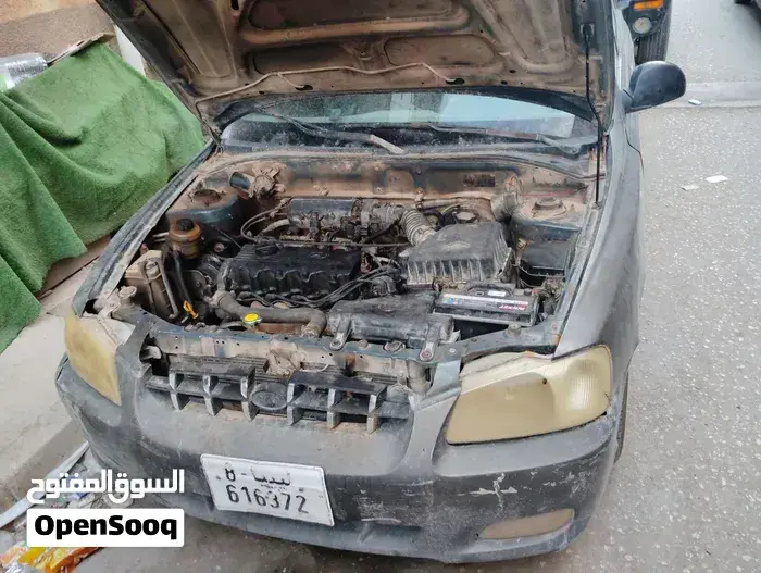 Hyundai Accent 2002 photo 2