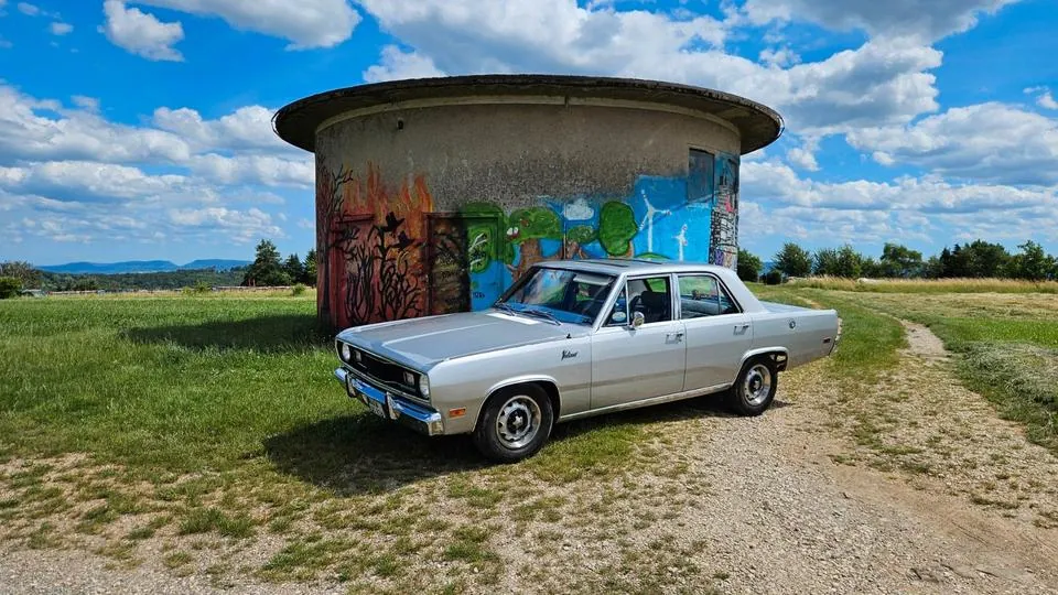 Plymouth Valiant