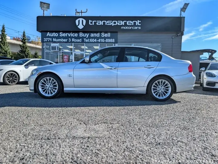 BMW 3 Series 2011 photo 4