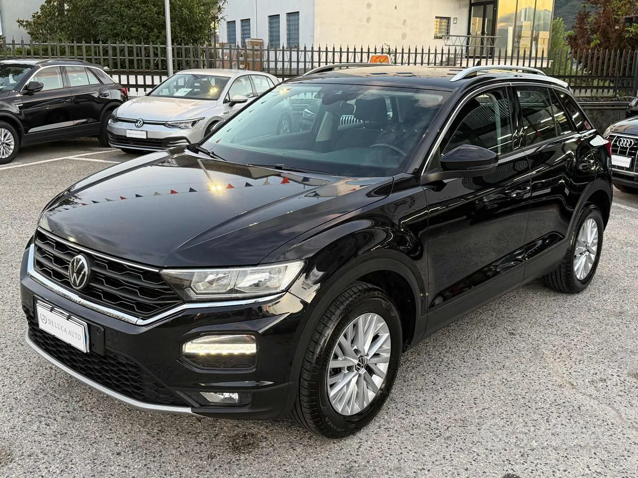 Volkswagen T-Roc 2021 photo 3