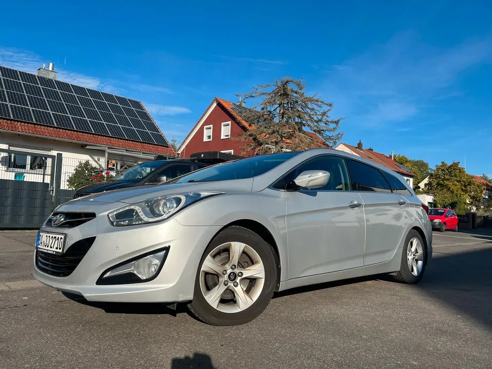 Hyundai I40