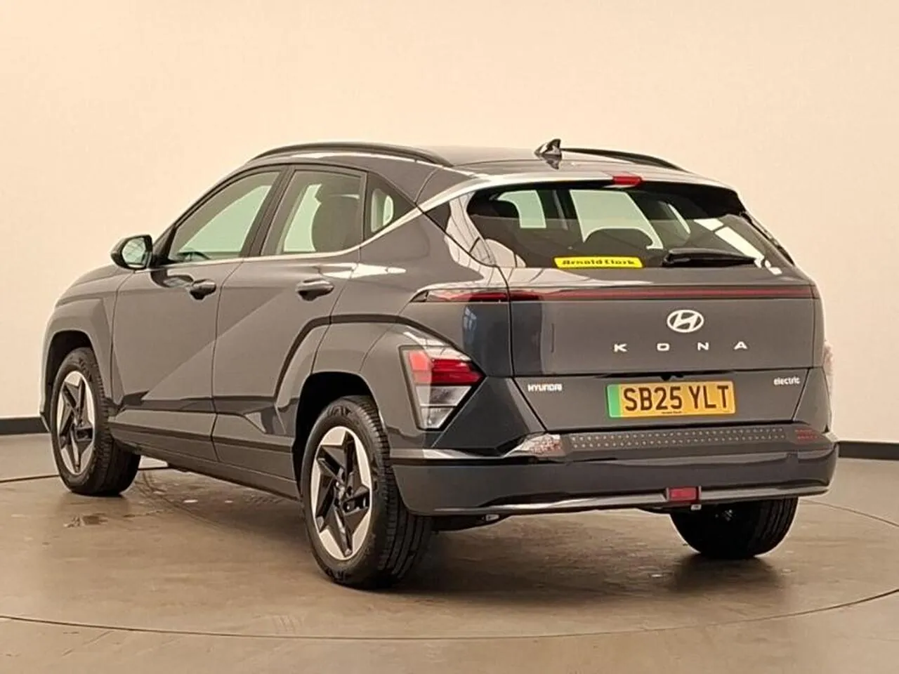 Hyundai Kona 2025 photo 2