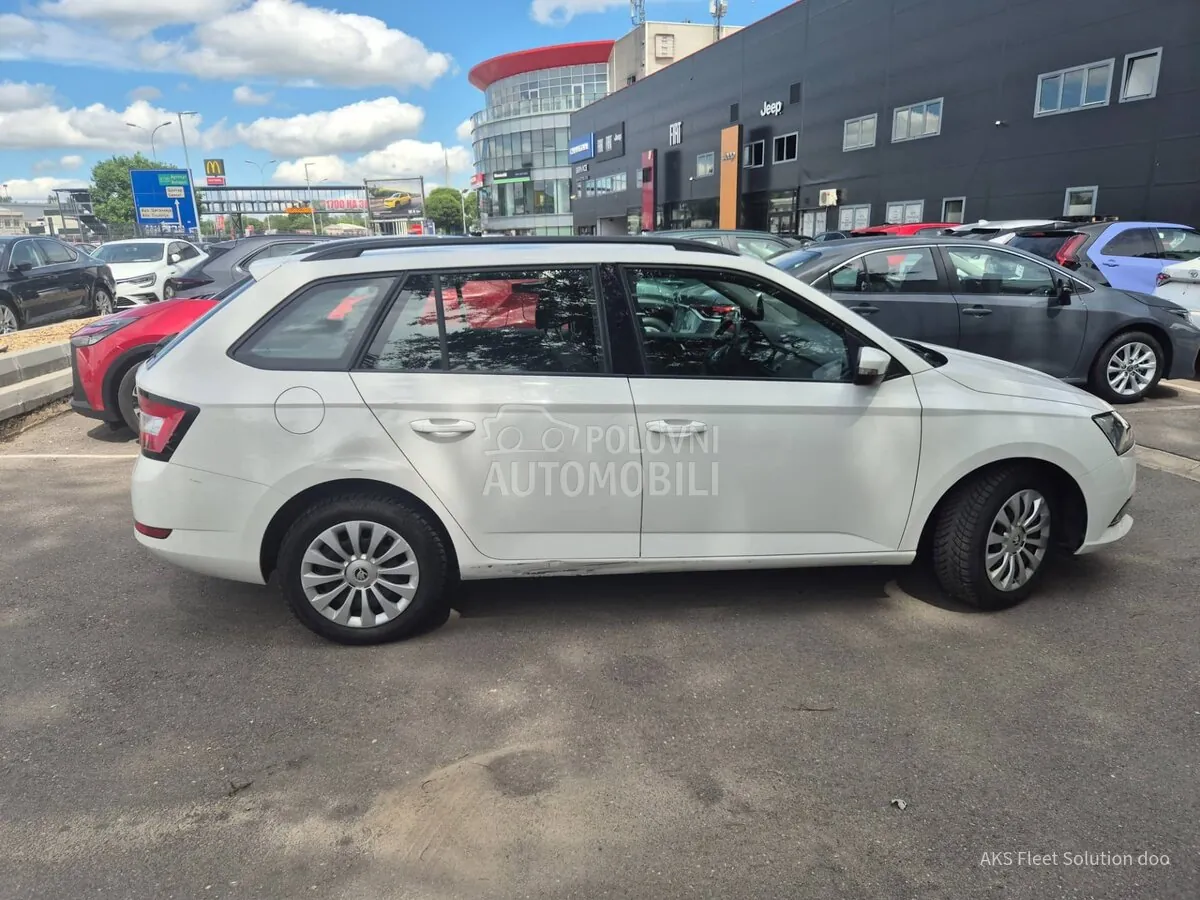 Skoda Fabia 2021 photo 3