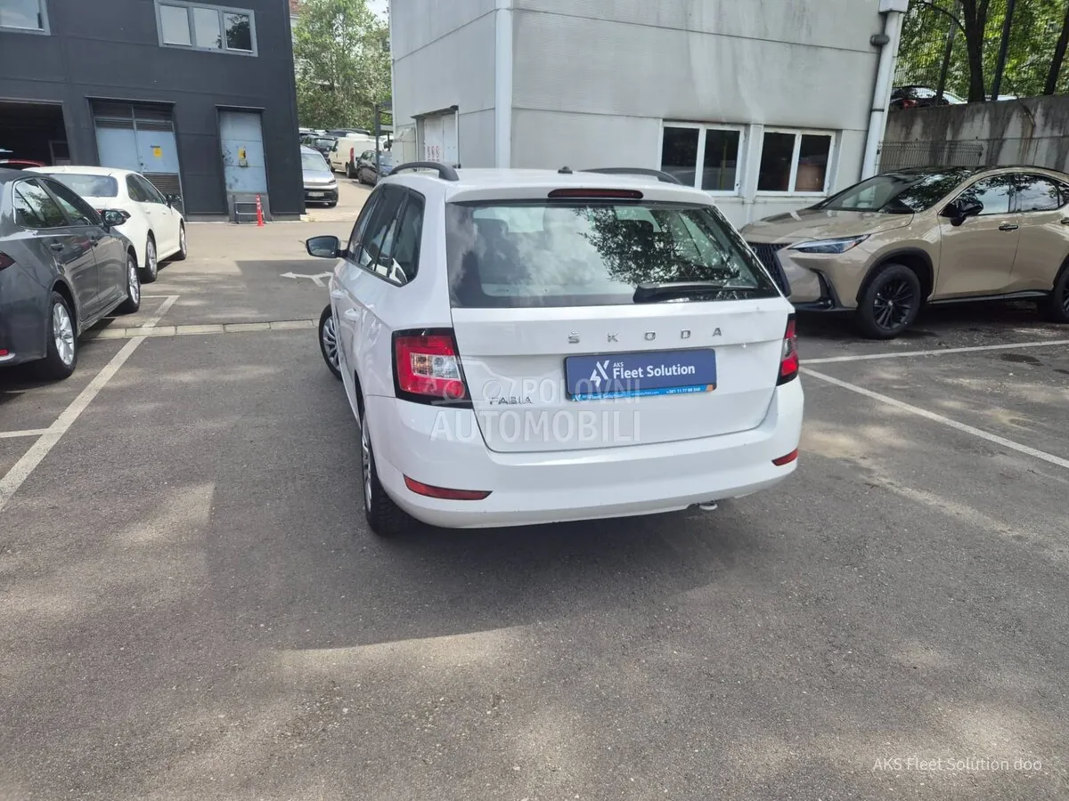 Skoda Fabia 2021 photo 5