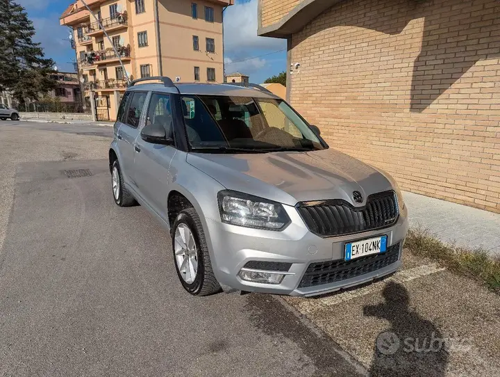 Skoda Yeti 2015 photo 3