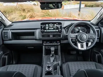 Mitsubishi Triton 2026 photo 3