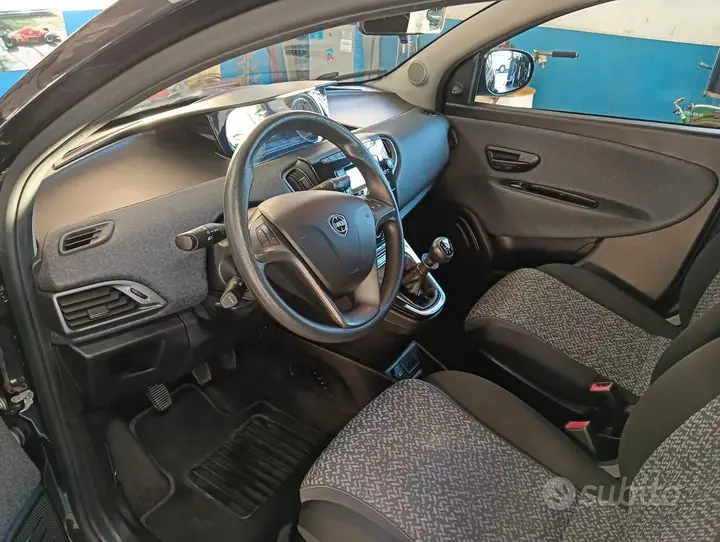 Lancia Ypsilon 2019 photo 3