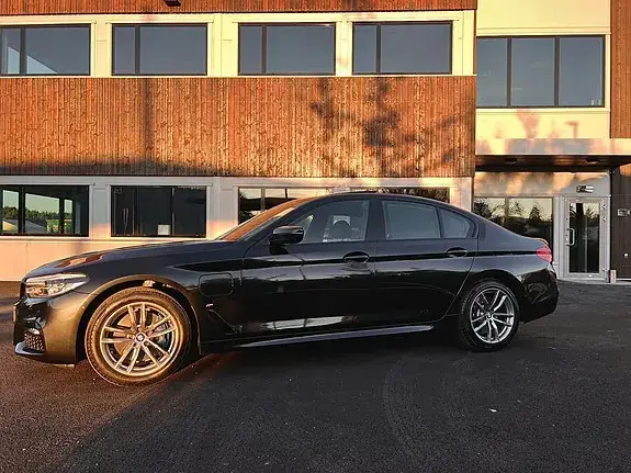 BMW 530E 2019 photo 3