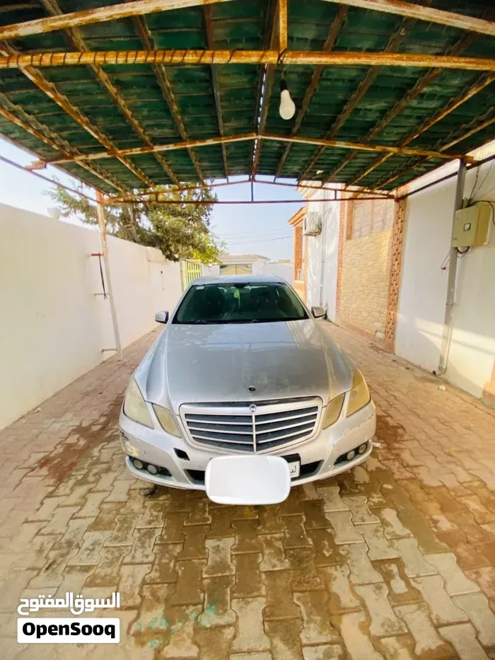 Mercedes-Benz E-Class 2012 photo 3