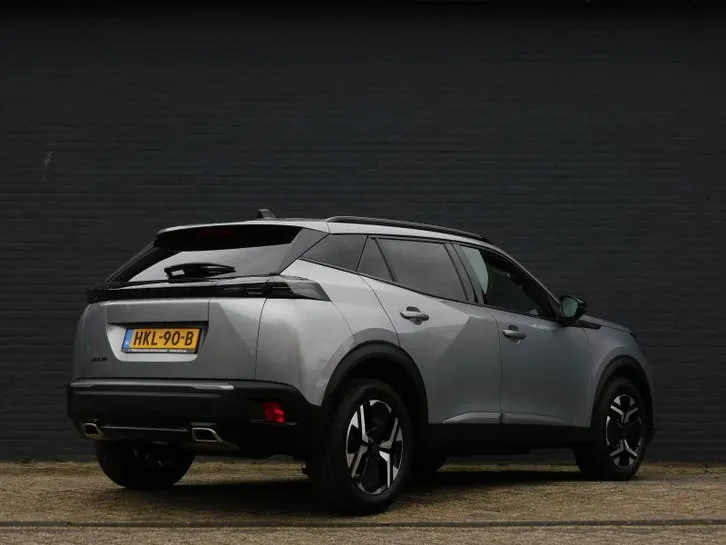 Peugeot 2008 2024 photo 3