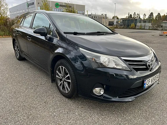Toyota Avensis 2012 photo 3
