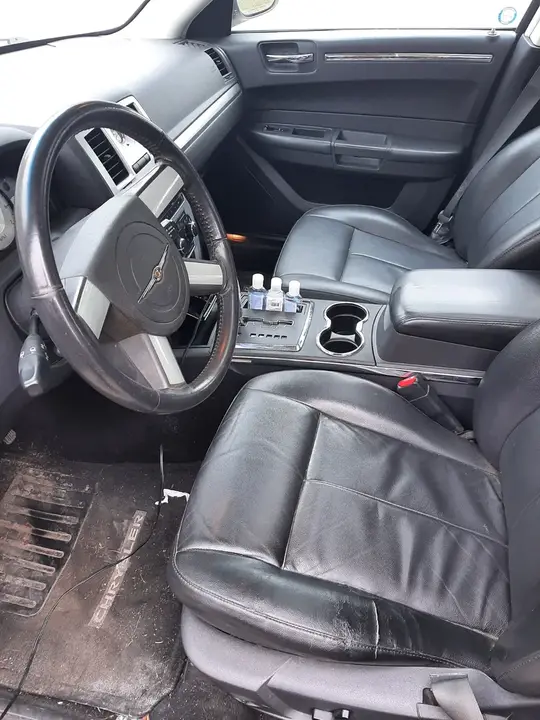 Chrysler 300 2008 photo 3