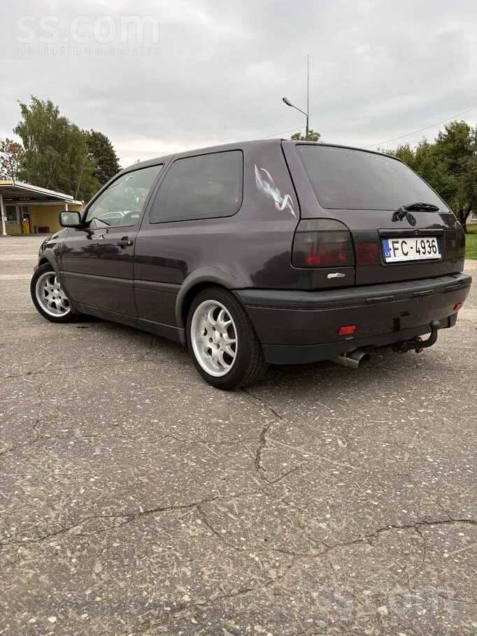 Volkswagen Golf 1992 photo 3