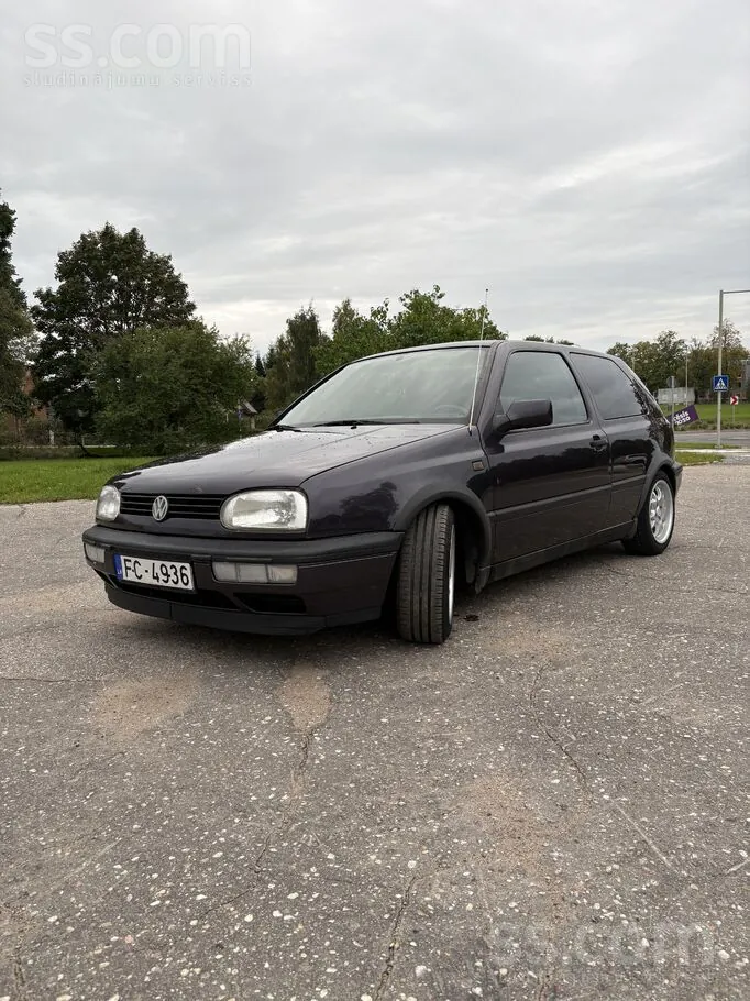 Volkswagen Golf 1992 photo 2