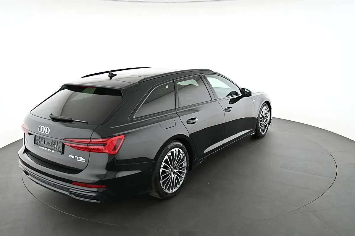 Audi A6 2021 photo 2