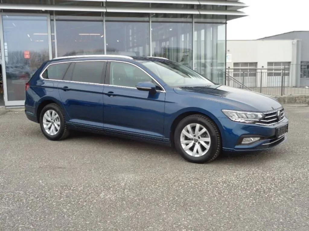 Volkswagen Passat 2021 photo 2