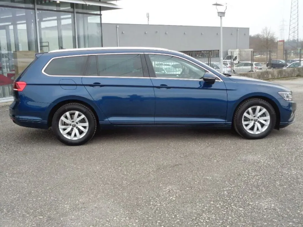 Volkswagen Passat 2021 photo 3