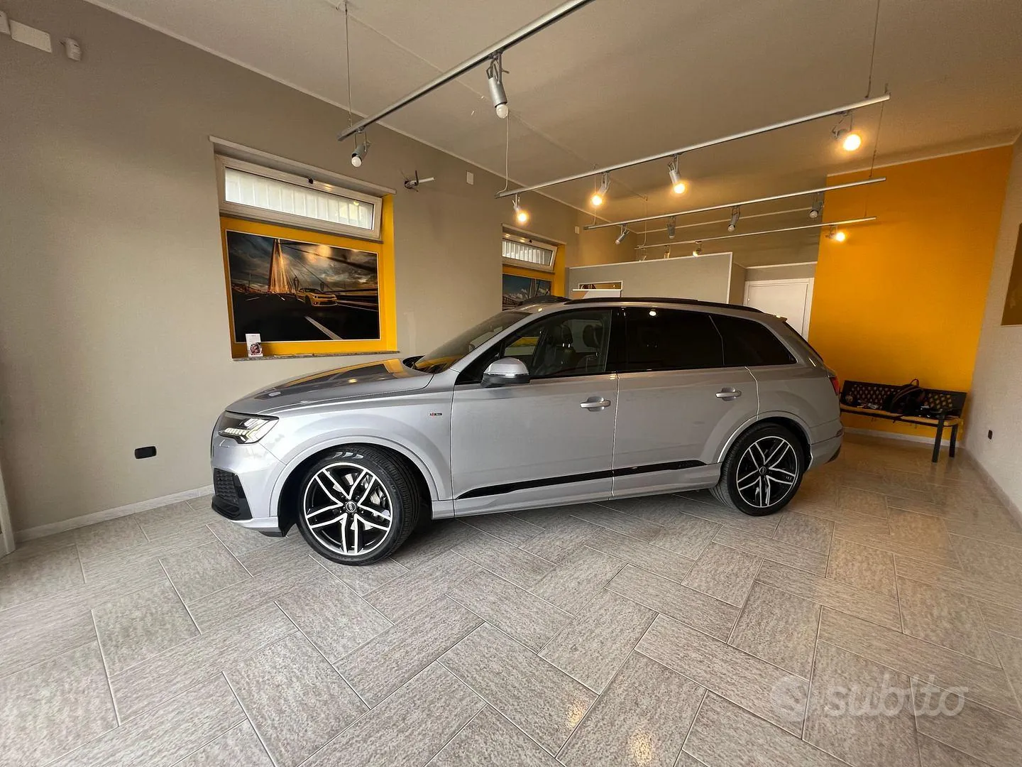 Audi Q7 2021 photo 2