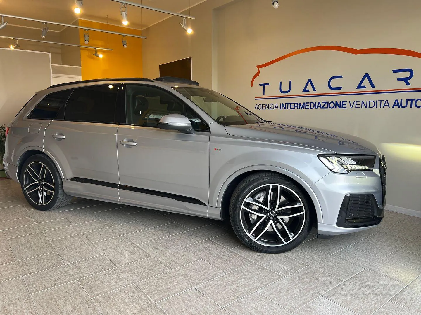 Audi Q7 2021 photo 4