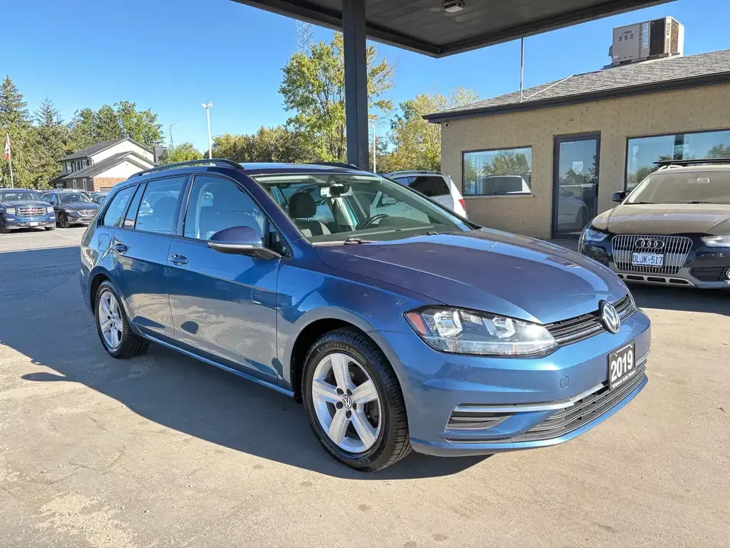 Volkswagen Golf 2019 photo 2
