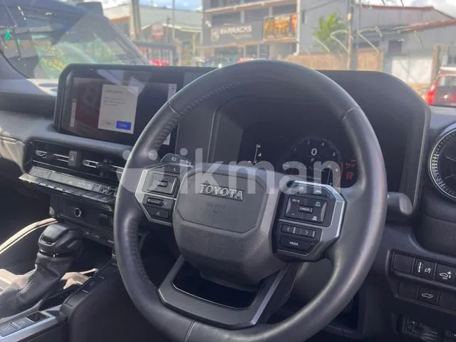 Toyota Land Cruiser Prado 2024 photo 4