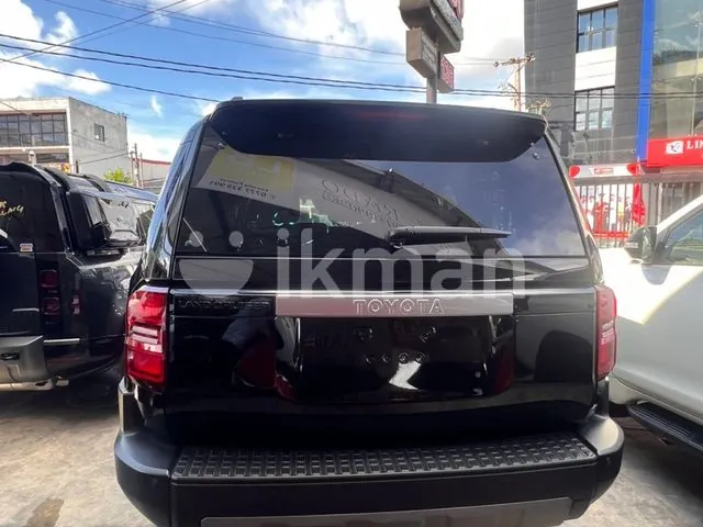 Toyota Land Cruiser Prado 2024 photo 2