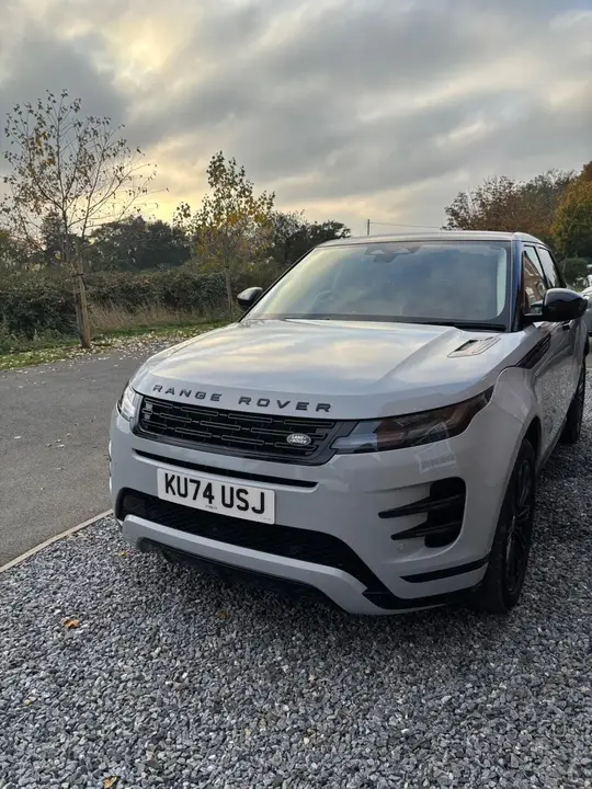 Land Rover Range Rover Evoque 2024 photo 3