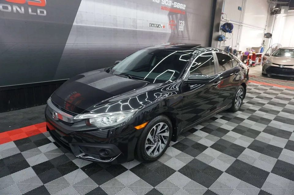 Honda Civic 2018 photo 3