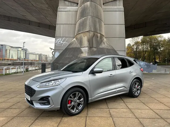 Ford Kuga 2021 photo 2