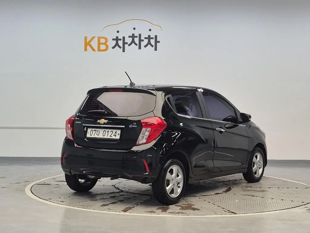 Chevrolet Spark 2017 photo 3