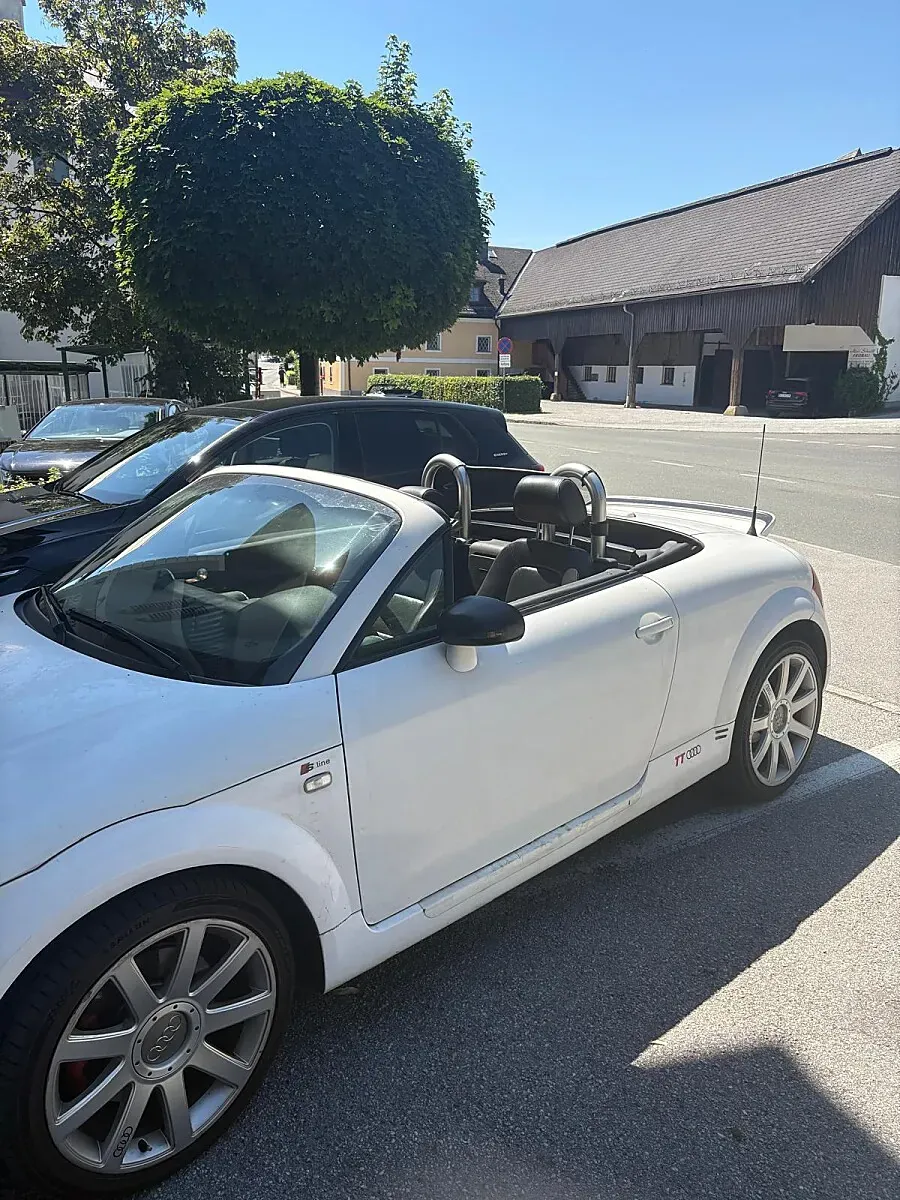 Audi Tt 2000 photo 2