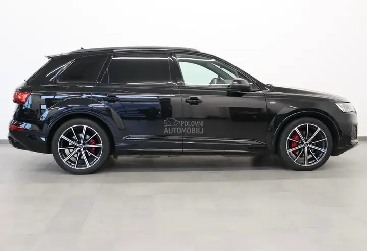 Audi Q7 2023 photo 4