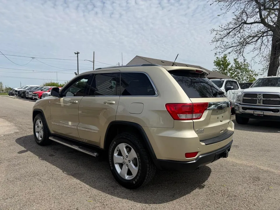 Jeep Grand Cherokee 2011 photo 5