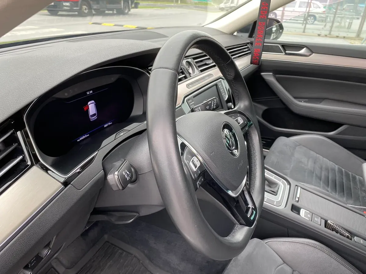 Volkswagen Passat 2016 photo 3