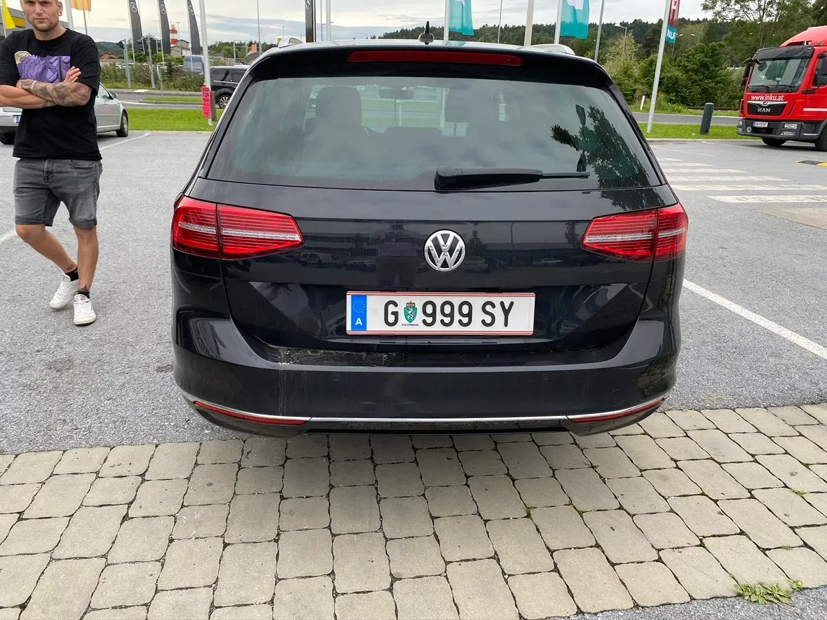 Volkswagen Passat 2016 photo 2