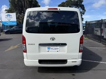 Toyota Hiace 2020 photo 5