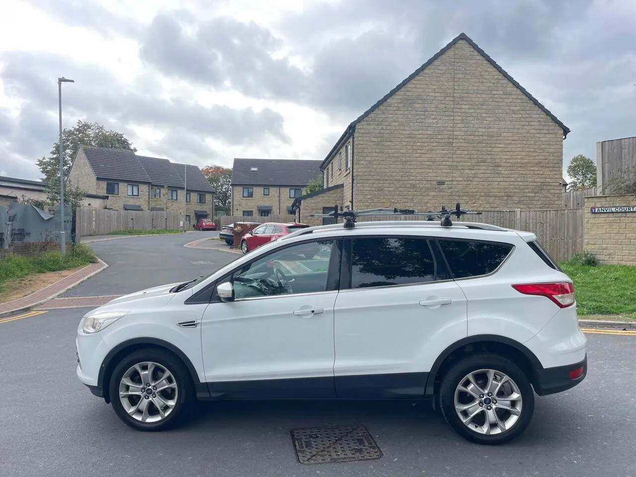 Ford Kuga 2014 photo 4