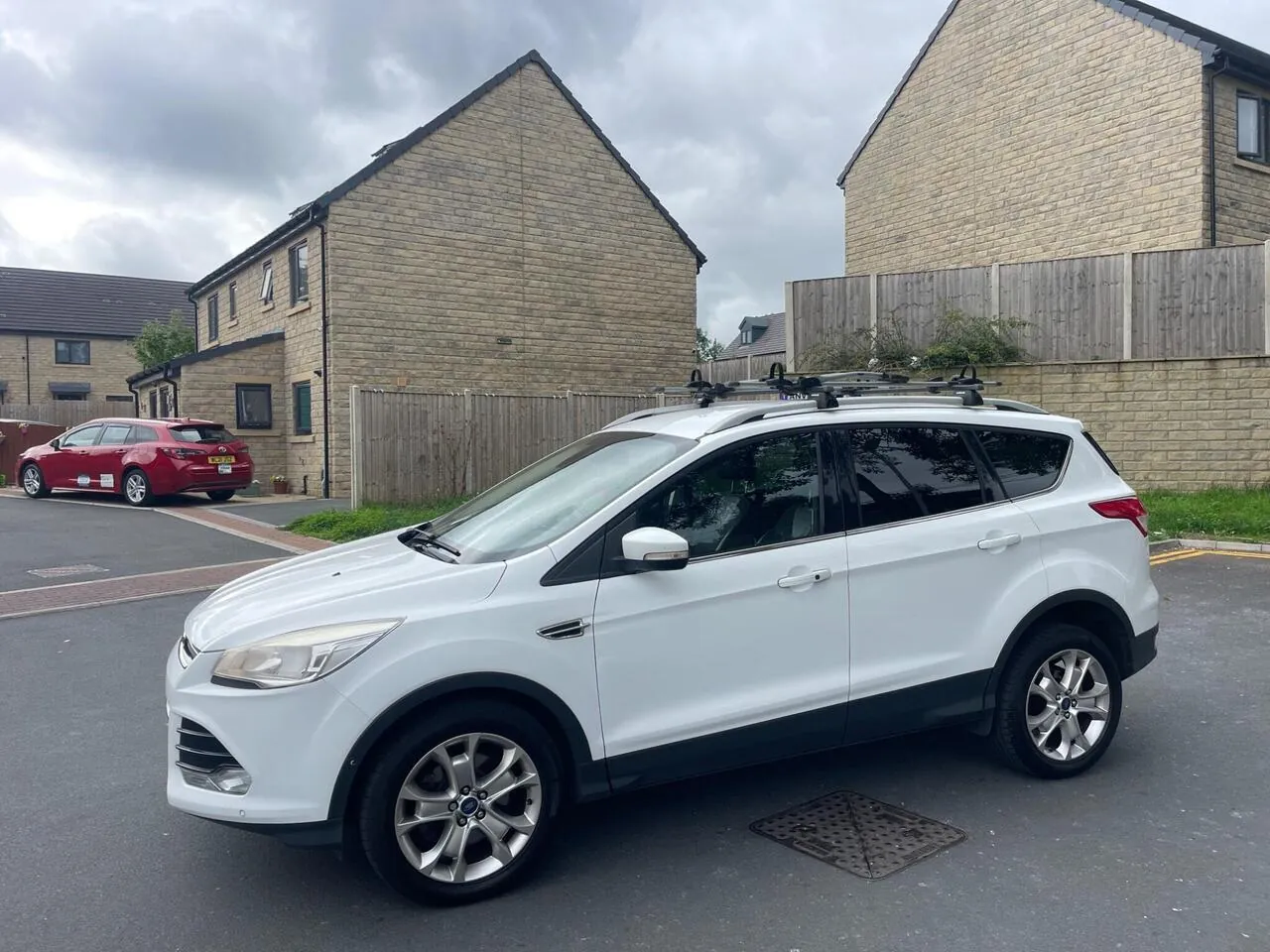 Ford Kuga 2014 photo 3
