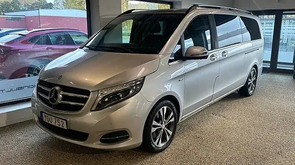 Mercedes-Benz V 250