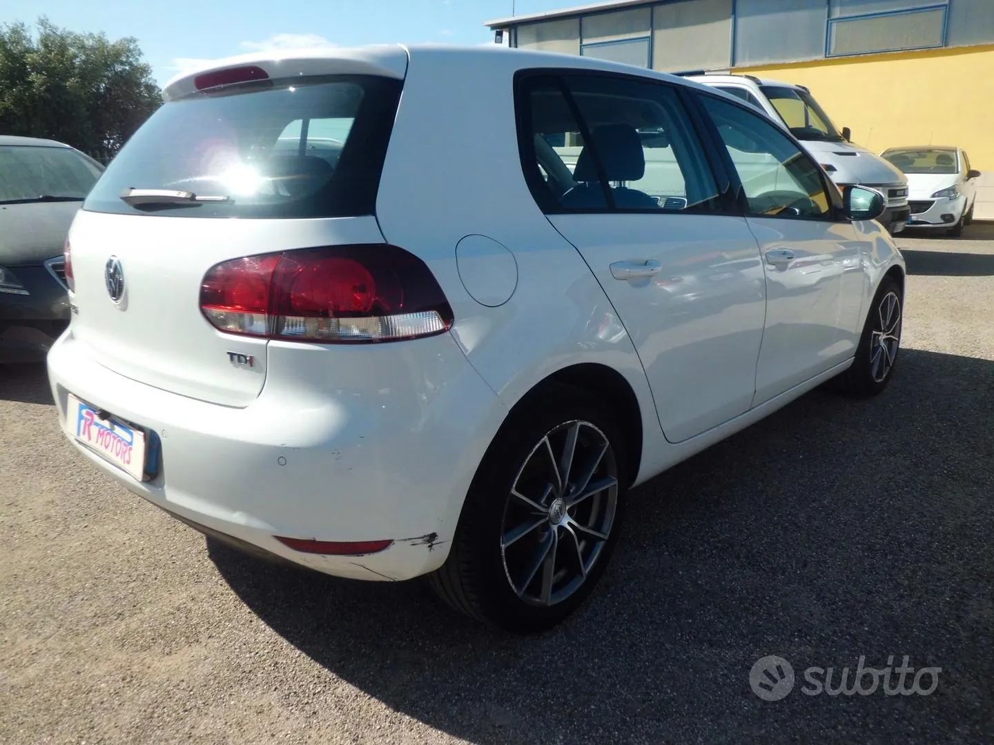 Volkswagen Golf 2012 photo 4
