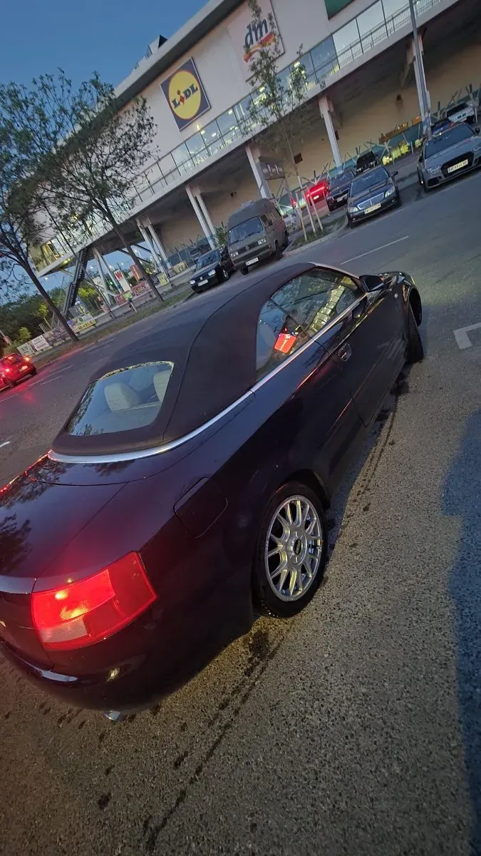 Audi A4 2004 photo 3