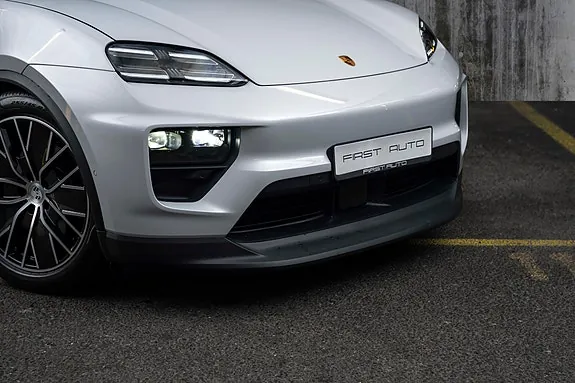 Porsche Macan 4 2024 photo 2