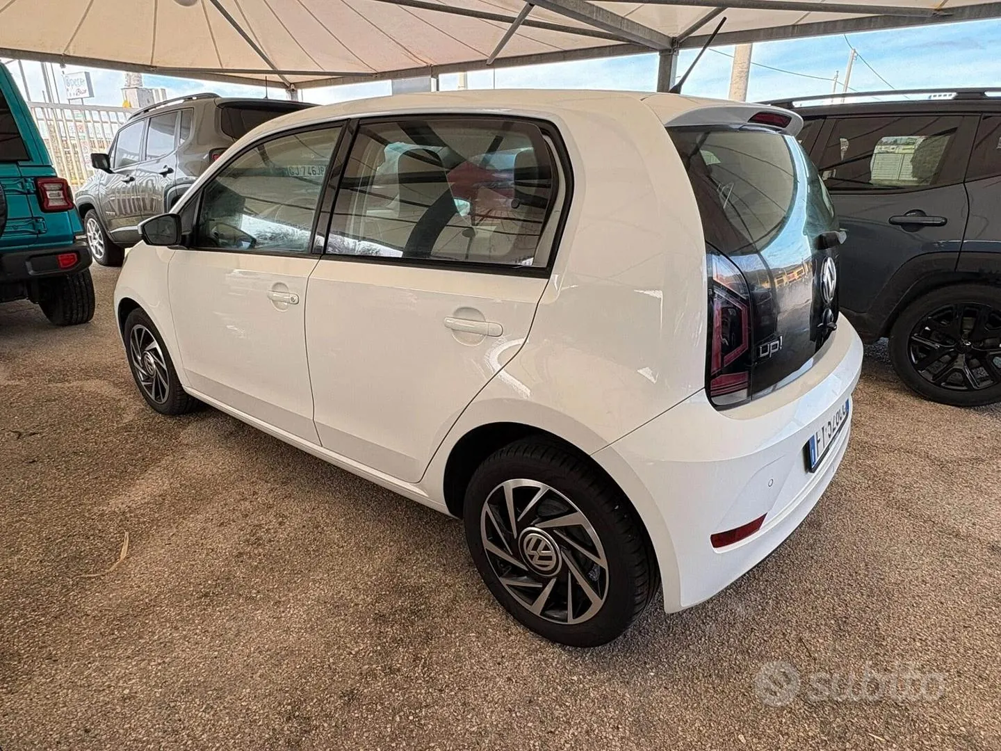 Volkswagen Up 2019 photo 3
