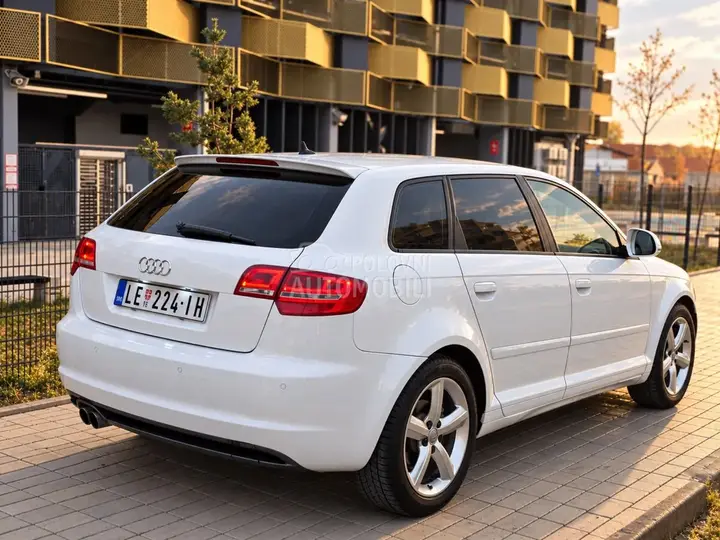 Audi A3 2010 photo 4