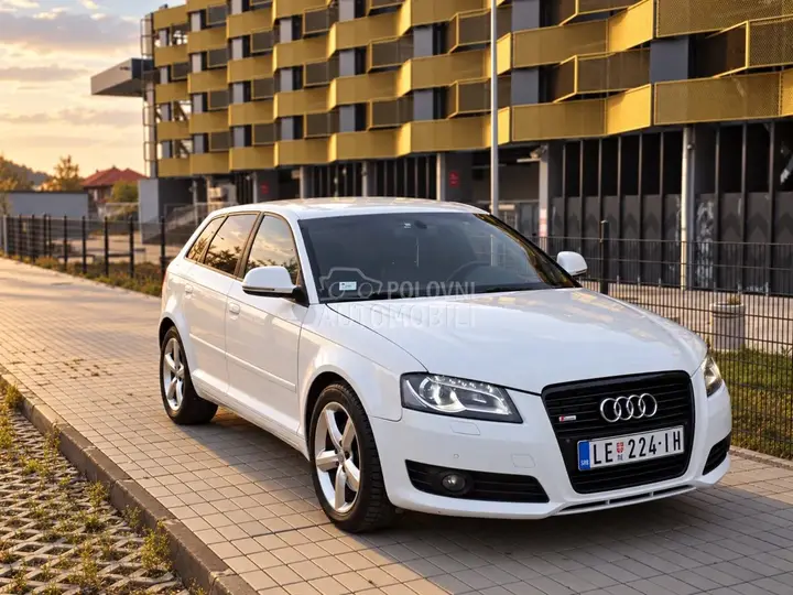 Audi A3 2010 photo 3