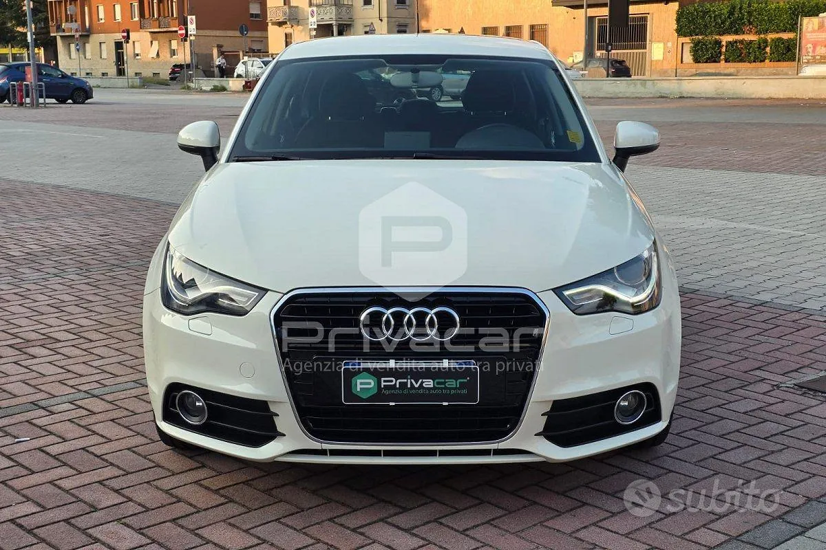Audi A1 2012 photo 2
